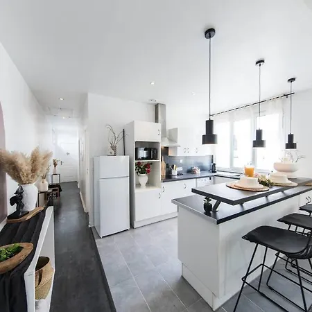 Relax Et Cocooning - Maison De - Proche Gare * Tours